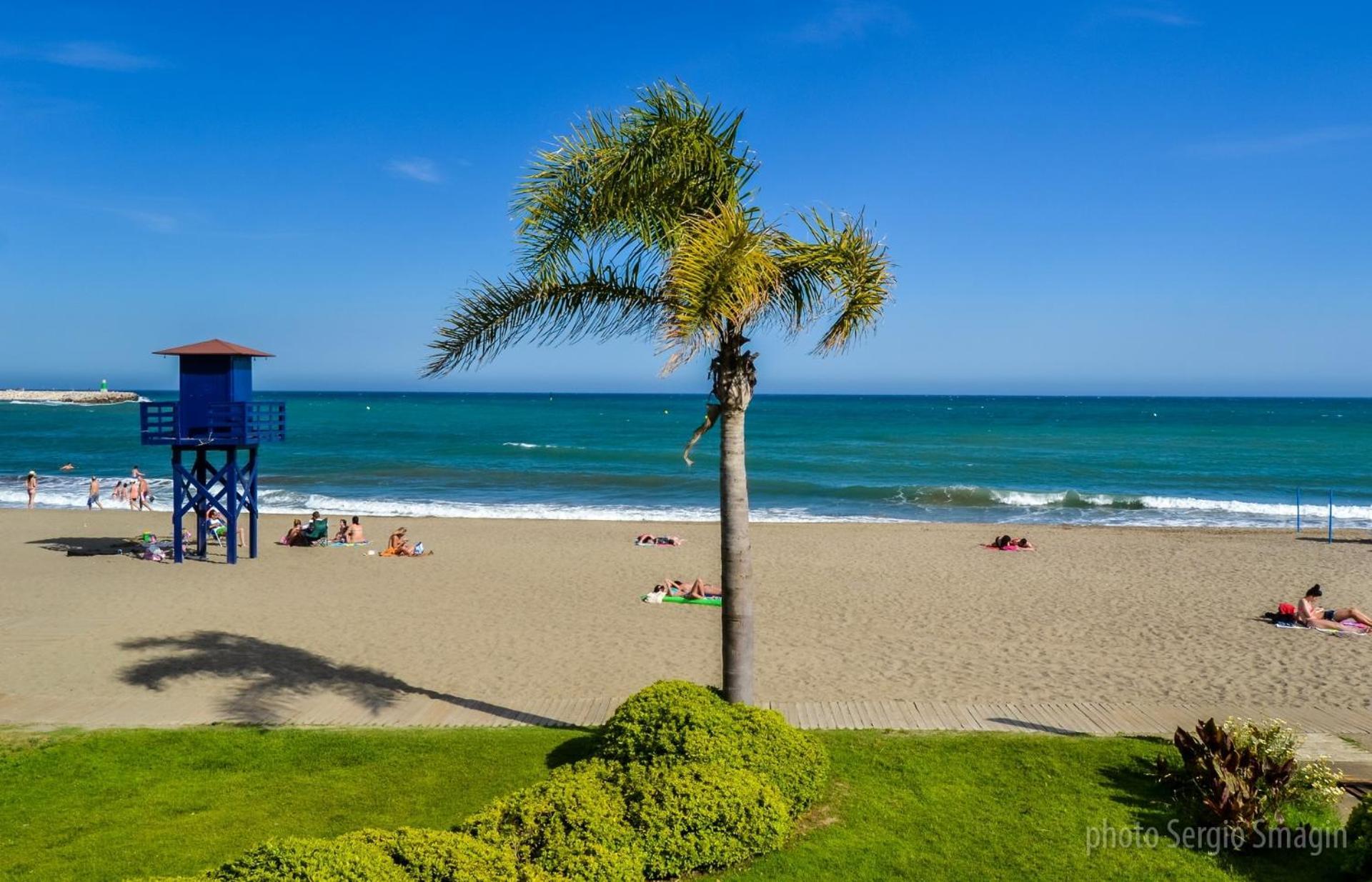 בנאלמדנה 135 Agata Apartamentos. Piscina Y Playa. A Corta Distancia Del Centro. מראה חיצוני תמונה